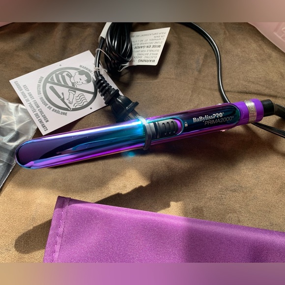 NWOT BaBylissPRO Limited Edition Mini Prima Flat Iron Iridescent Oil Slick - Picture 5 of 16